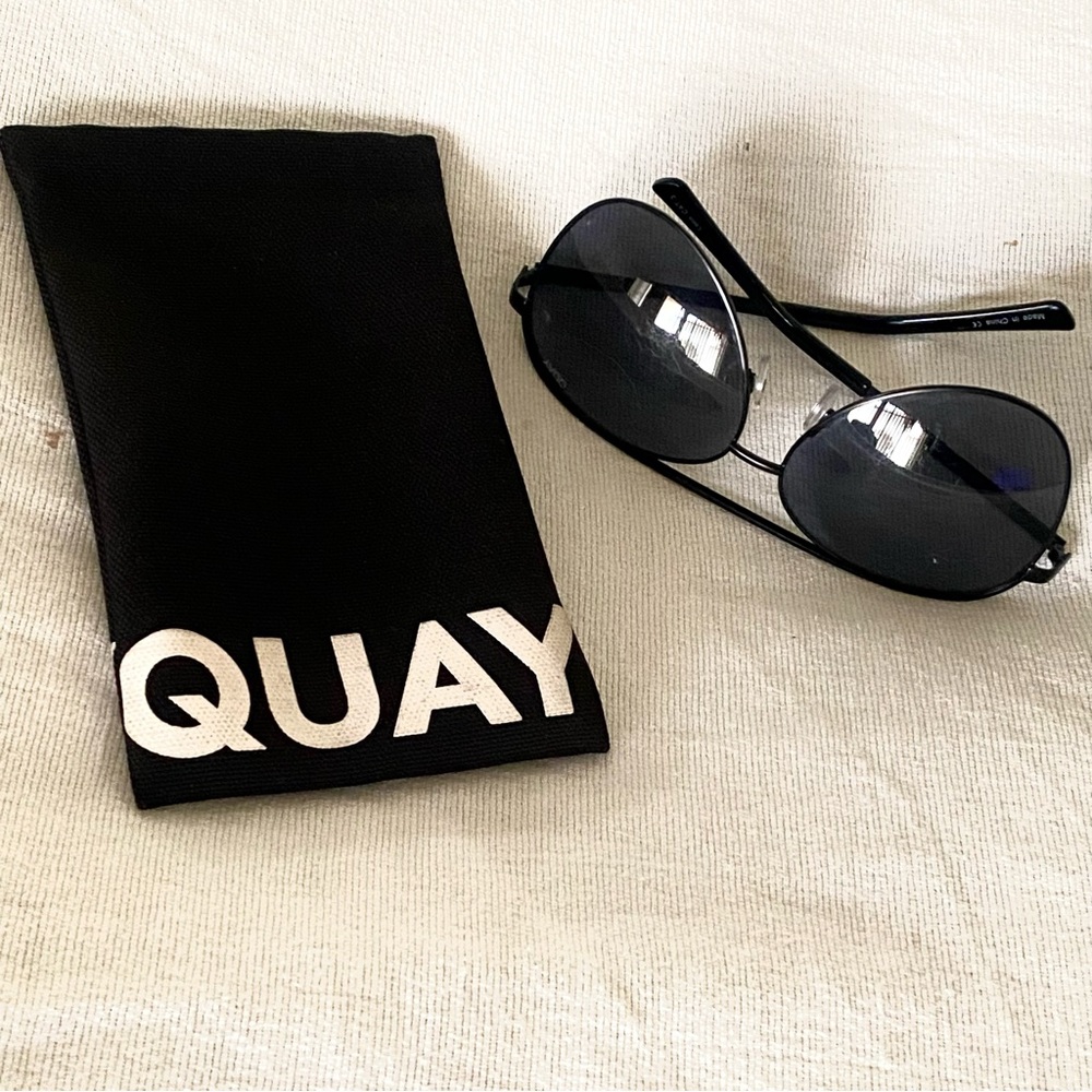 Quay Australia Black Aviator Sunglasses